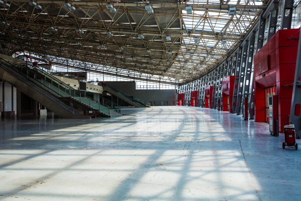 hall business building min